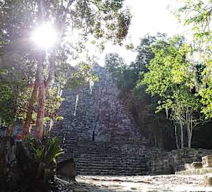 Coba am frühen Vormittag - wir waren die Ersten!