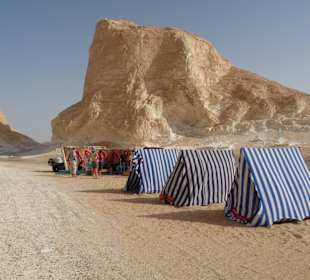 Campieren in der weißen Wüste