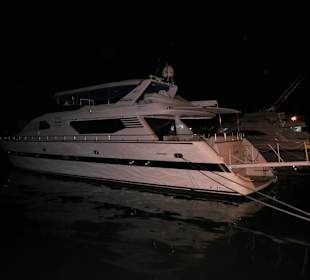 Eine der Privatyachten
