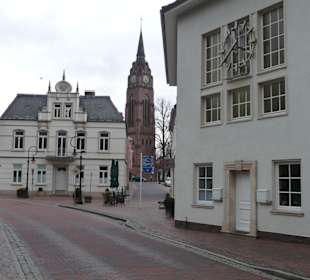 Altstadthaus mit Kirche