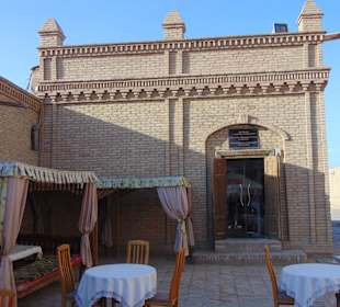 Restaurant Bir Gumbaz