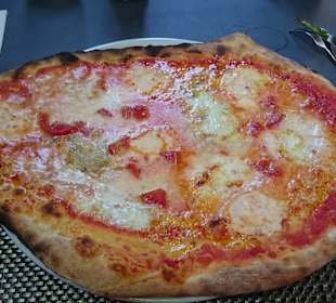 Pizza Vierkäse