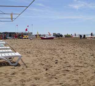 Super feiner Sand, recht sauber