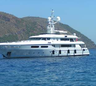 Yatch