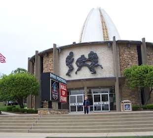 Eingang zur Pro Football Hall of Fame
