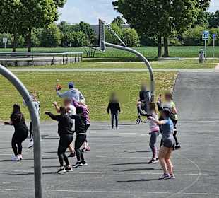 Streetballplatz Gymnastik