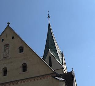 Benediktinerkloster mit Klosterkirche
