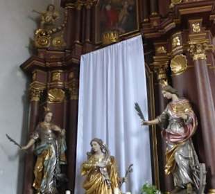 Pfarrkirche St. Burkard: linker Seitenaltar