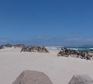 Kitesurfer am Strand von Corralejo