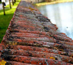 Entlang an der Stadtmauer
