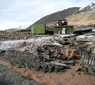 Zerstörte Transportanlagen