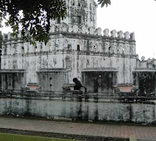 Phra Sumen Fort