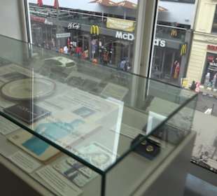 Haus am Checkpoint Charlie