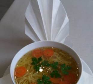 Gorący rosół w sam raz po górskich wędrówkach 