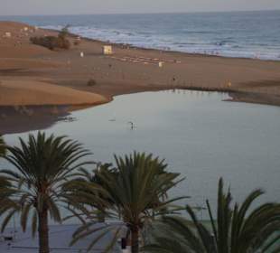 Strand am frühen Abend