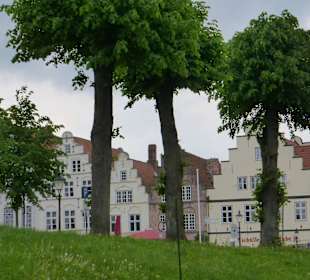 Friedrichstadt vom Wasser aus