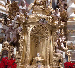 Berühmte Engel am Altar