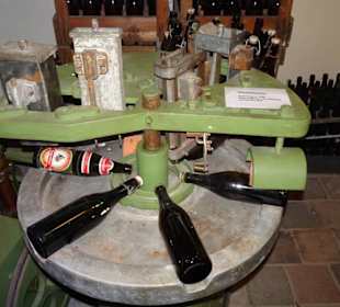 Alte Flaschenfüllmaschine