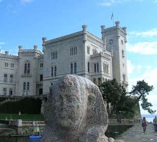 La fenice e il castello
