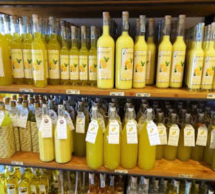 Rundgang durch den Feinkostladen El Botegher