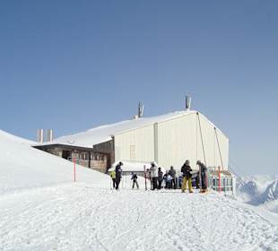 Weisshorngipfel Restaurant von der Seite