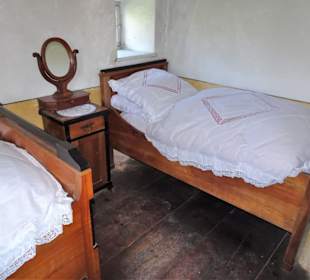 In den Räumen eines alten Bauernhofes