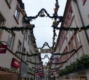 Stadt der Brunnen und Skulpturen
