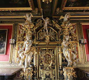 Götterpforte im Goldenen Saal