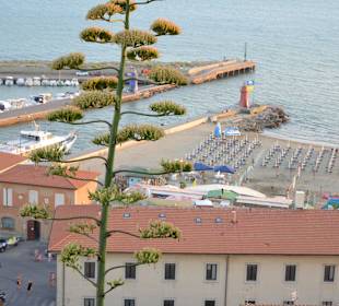 Cast.d.Pesc. Ausblick Haven Ein-und Ausfahrt