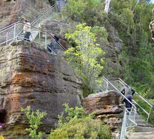 Abstieg zu den 3 Sisters