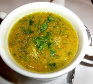 Dhal Shorba - Rosa Linsen Suppe