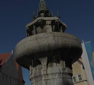 Kriegerbrunnen am Marktplatz