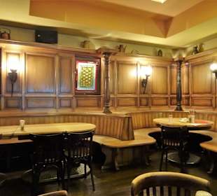 Blick in die Gasträume des Brauhauses Früh