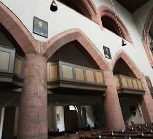 Zweite Ebene der Kirche