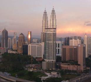 Twin-Touwers  im Abendlicht