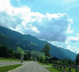 Ausfahrt- /Anfahrtsstrecke Heiligenblut
