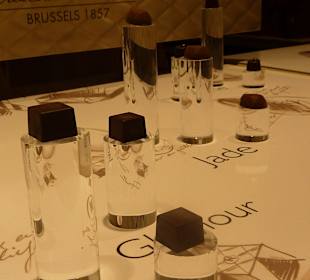 Sklep z pamiątkami w Galeries Royales Saint-Hubert