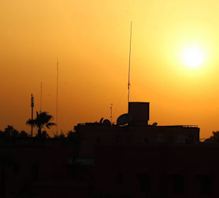Über dem Souk bei Sonnenuntergang
