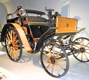 Vis-à-Vis Wagen Daimler Riemenwagen