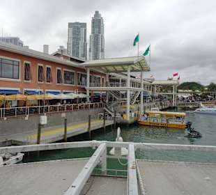 Blick auf die Marina