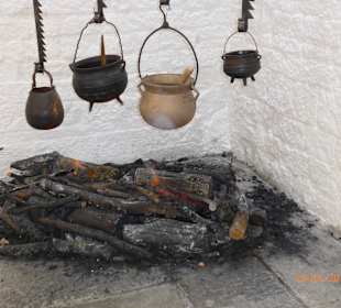 Küche des Abtes, Feuerstelle