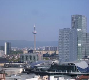 Blick zur Zeilgalerie und Fernsehturm