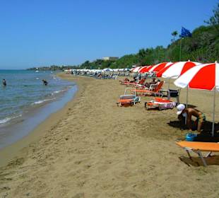 Strand Agios Georgios/Ost