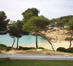 Blick von einem der Pools auf den Strand