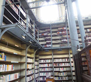Alte Bücherei innen