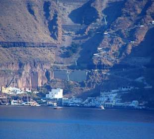 Santorin selbst im Bild Landschaft, Stadt