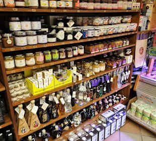 Im Feinkostgeschäft La Bottega dei Sapori