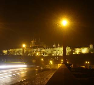 Prager Burg bei Nacht