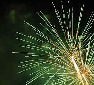 Feuerwerk bei den Fällen