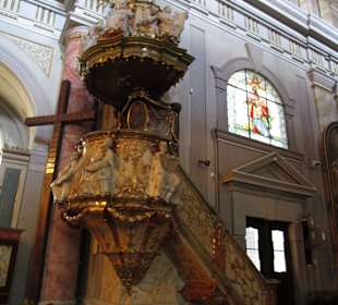 Römisch-Katholische Stadtpfarrkirche